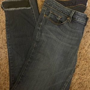 Without tags never wore Paige skinny jeans size 32